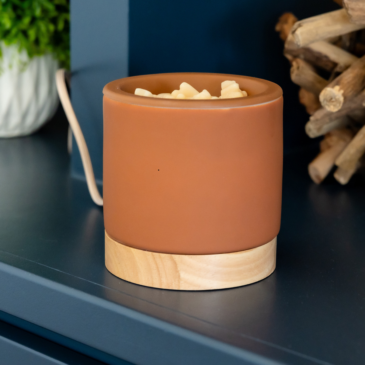 MAXimizing Scent in Your Space: Meet the Mod Max Wax Warmer